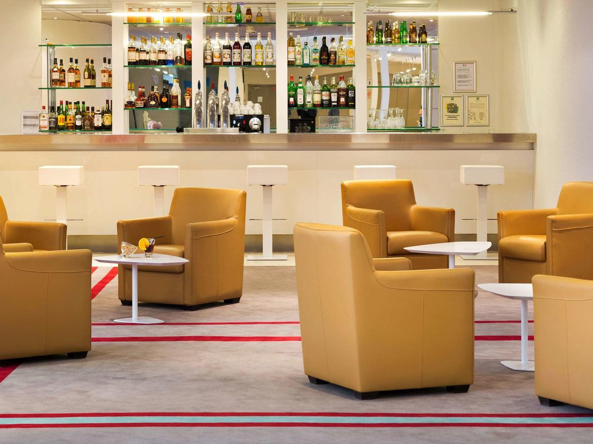 Mercure Paris Le Bourget Aeroport Le Blanc-Mesnil Exterior foto